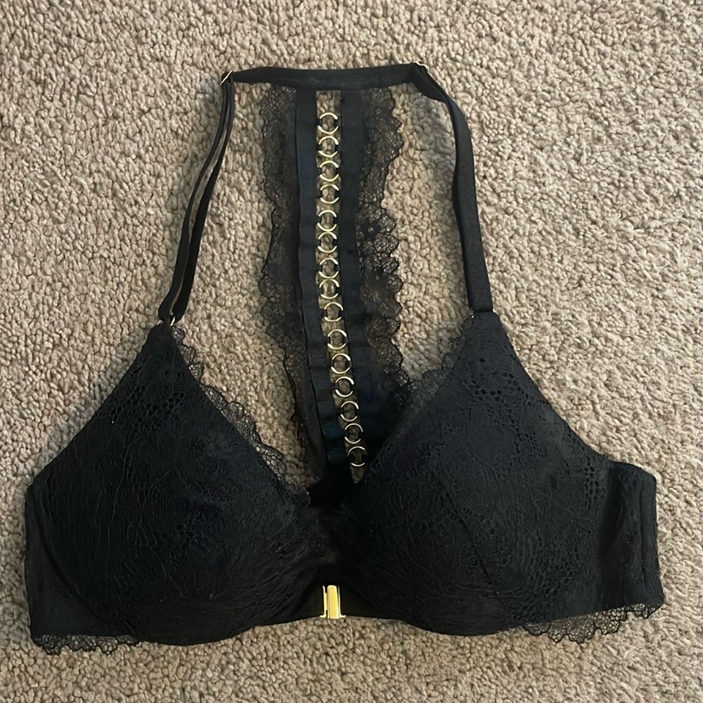 Black Victoria’s Secret Bra 32B